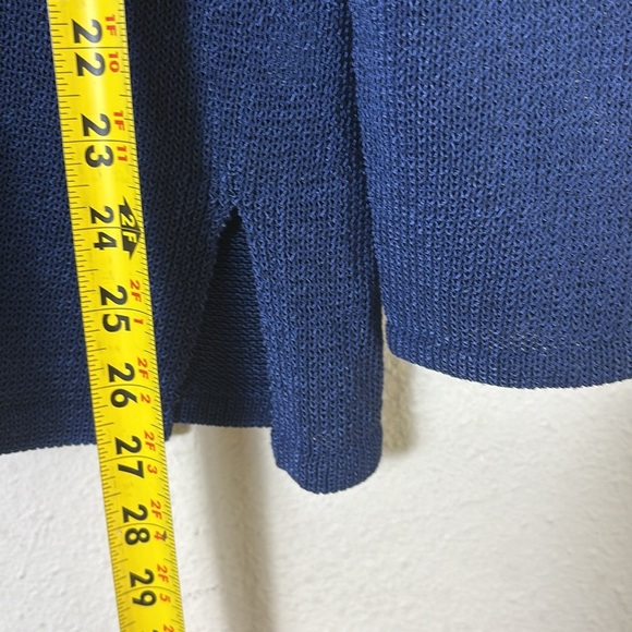 J. McLaughlin Callum Blue V-Neck Long Sleeves Pullover Sweater size Medium - Picture 3 of 7